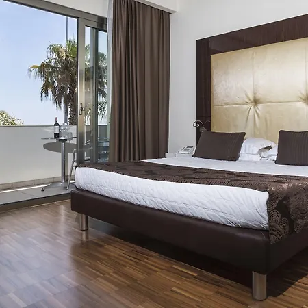 Hotel La Bussola 4*